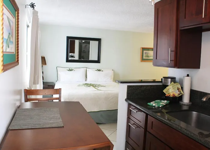 Economy Triple Room