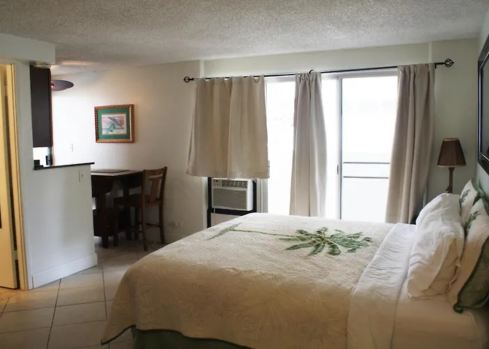 Economy Triple Room